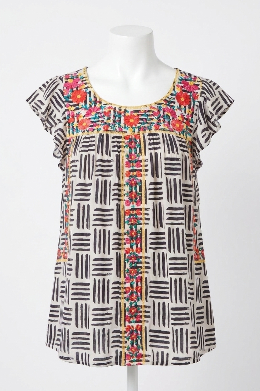 NEW ANDREE BY UNIT flutter embroidered top in ivory/black